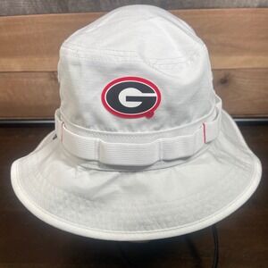 Nike White Bucket Hat with Red Logo
